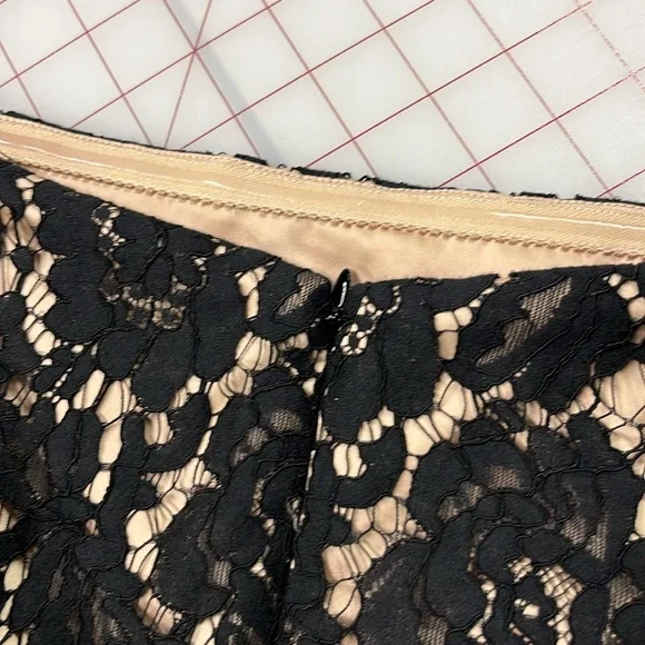 ELIZA J Cocktail/Wedding Floral Black Lace Off Shoulder Flutter SLV Sheath 10 - Picture 9 of 16